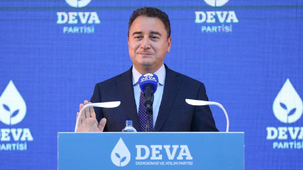 DEVA Partisi lideri Babacan: ‘Fonların değerini şişirici işlemler piyasa dolandırıcılığıdır’